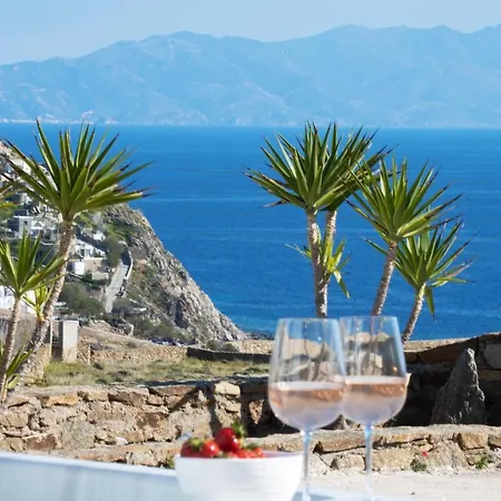 Roselani, Elia, Mykonos * Elia (Mykonos)